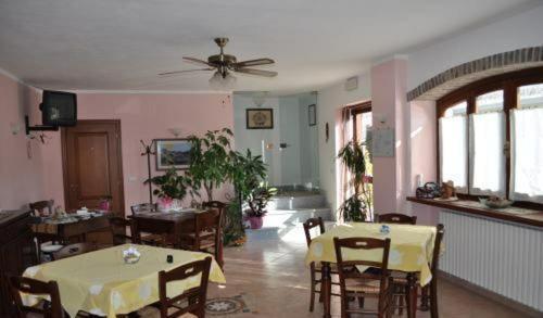 Agriturismo Ai Piacentini Санто-Стефано-Бельбо Экстерьер фото