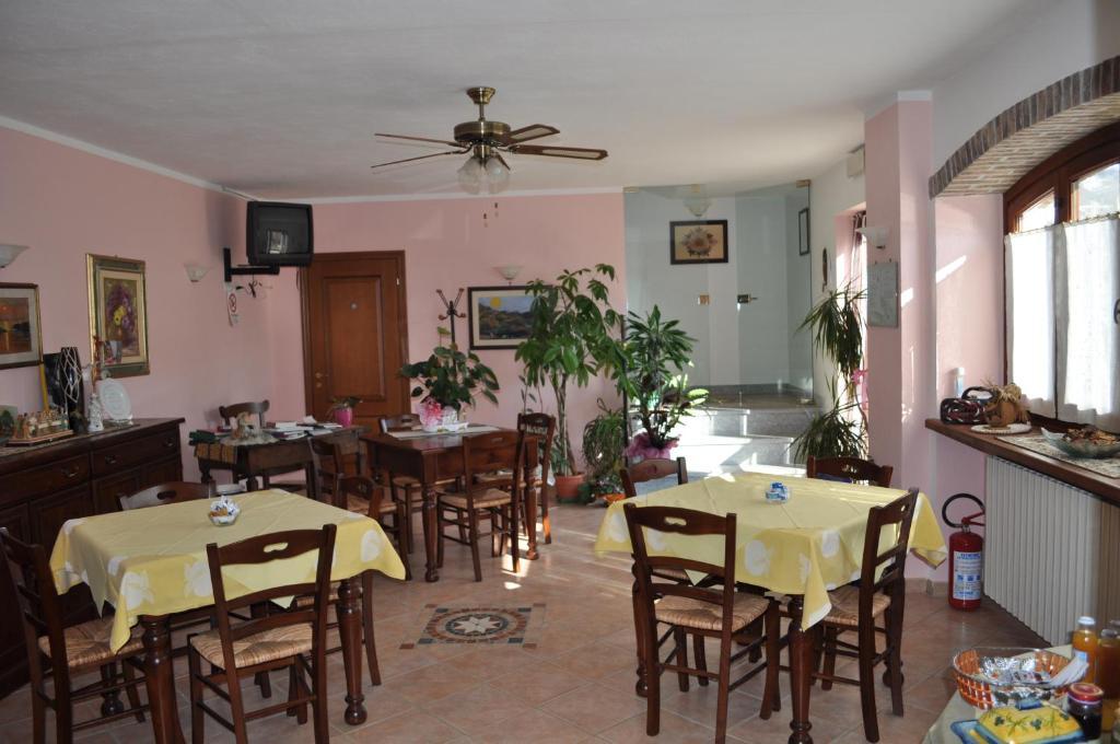 Agriturismo Ai Piacentini Санто-Стефано-Бельбо Экстерьер фото